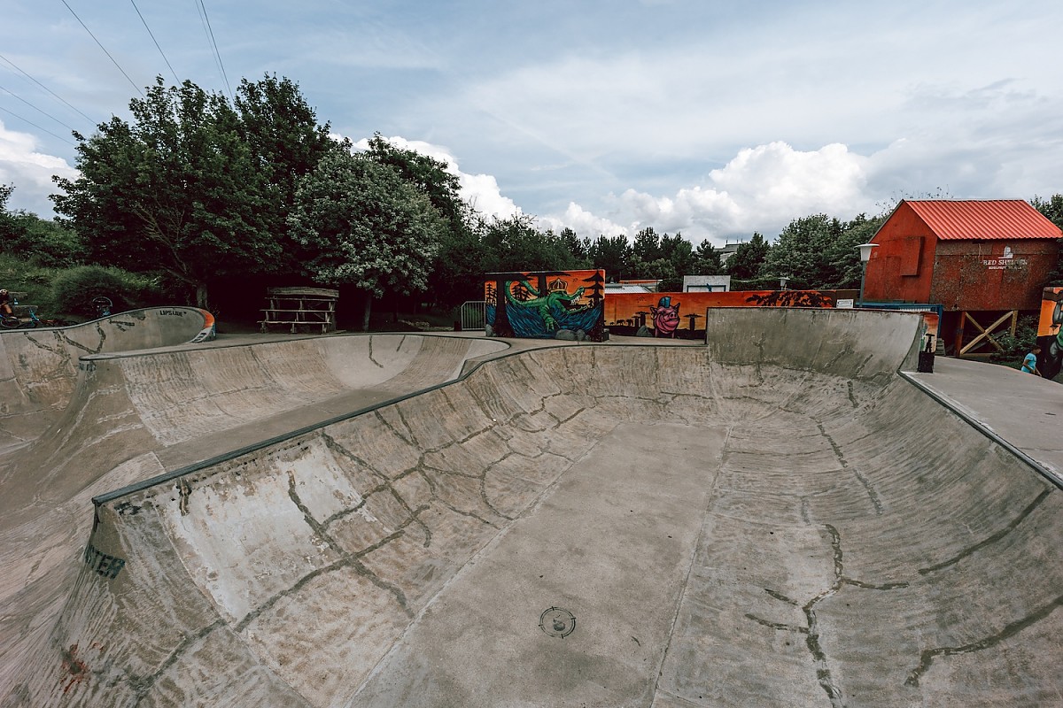 Red Shelter skatepark